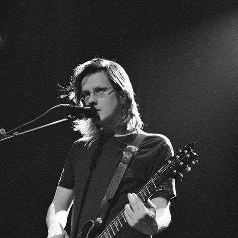 Steve Wilson  Groundbreaking Porcupine Tree Founder Steven Wilson, John Wilson, Metal Tree Wall Art, Music Pictures, Progressive Rock, Wallpaper Space, Metal Tree, The Dark Side, My Favorite Music