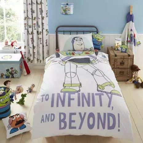 Teddy Bedroom, Toy Story Bedroom, Toy Story Character, Kids Toddler Bed, Toy Story Room, Disney House, Boy Bedrooms, Classic Bedding, Toy Story Theme