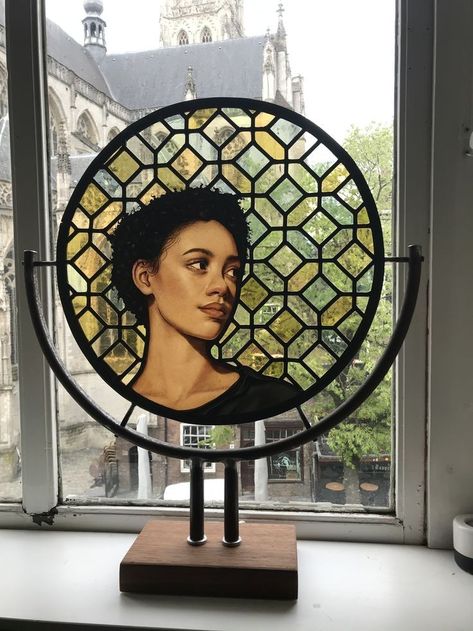 Stained Glass Portrait, Glass Portrait, Painting People, Art Stained, Van Dijk, Stained Glass Designs, A Level Art, Ap Art, Mirror Designs