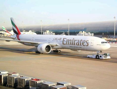 Plane Pictures, Emirates Airlines, Emirates Airline, Qatar, Airlines, Transportation, Aircraft, Quick Saves