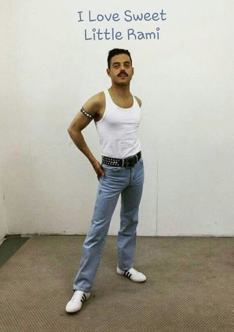 Rami: Why? Because he's CUTE! Bohemian Rhapsody Movie, Live Aid 1985, Gwilym Lee, Live Aid, Freddy Mercury, Ben Hardy, Rami Malek, Queen Freddie Mercury, Queen Band