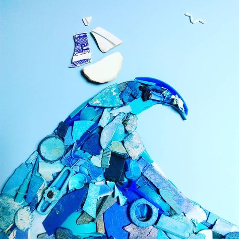 Emma Bagnall-Oakeley on Instagram: “First #marinedebris #wave for 2018. Let's make this the year we turn the tide on our reliance on plastic. Alternatives to virtually any…” Sea Plastic Art, Plastic In Ocean, Plastic In Ocean Art, Art From Ocean Trash, Plastic Bag In Ocean, Ocean Plastic Pollution, Fused Plastic, Marine Debris, Plastic Texture