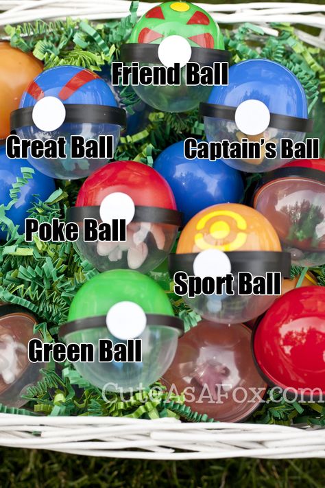 Every once in awhile I get a spark of an idea and it just won't leave me alone. That's what happened with today's post for a Pokémon Poke ball hunt. Think of it as a cross between Pokemon and an Easter Egg hunt. The great thing about this though, is that you... #diypokeball #diypokeball #pokeball Diy Pokeball That Opens, Pokeball Diy, Diy Pokeball, Pokemon Hunt, Pikachu Halloween Costume, Pokemon Themed Party, Pokémon Birthday, Pokemon Room, Pokémon Party