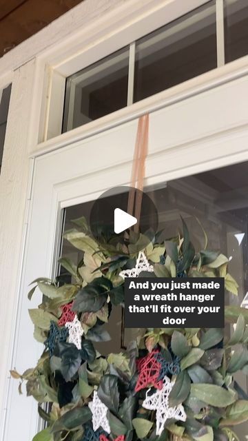 Hanging A Wreath On A Door, Wreath On Screen Door, Wreath Hanging Ideas, Front Door Hangers, Fall Room Ideas, Hanging Wreaths, Glass Storm Doors, Youtube Hacks, Front Door Wreaths