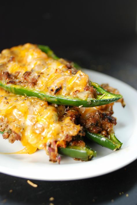 Queso & Ground Beef Poblano Peppers Poblano Recipes, Poblano Peppers Recipes, Poblano Pepper, Chili Relleno, Vegan Casserole, Poblano Peppers, Stuffed Poblano Peppers, Taco Meat, Peppers Recipes