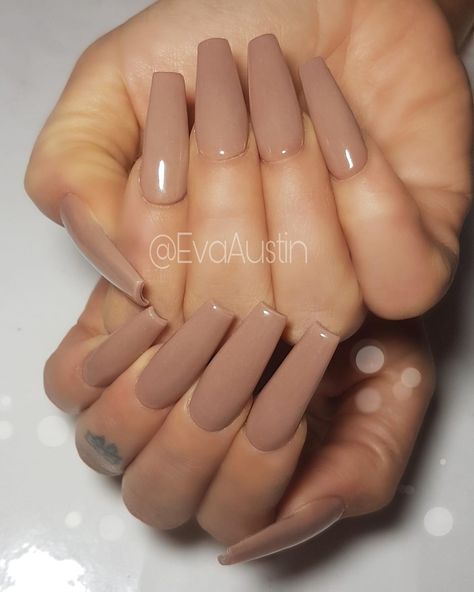 Coffin Neutral Acrylic Nails, Mocha Nails Acrylic Coffin, Beige Coffin Acrylic Nails, Acrylic Nails Pale Skin, Long Solid Color Nails, Solid Neutral Nails, Nude Ballerina Nails Medium, Nails Acrylic Neutral Color, Tan Nails With Gold