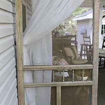 I used another of my screen doors as a divider on the porch. After was… :: Hometalk Screen Door Ideas, Screen Door Projects, Vintage Screen Doors, Old Screen Doors, Wooden Screen Door, Diy Screen Door, Door Projects, Sliding Screen Doors, Door Screen