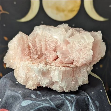 Looking for a beautiful Sparkly Pink Halite sourced from Searles Lake, San Bernardino Ca Crystals minerals rocks pink crystals large crystals healing crystal that won't break the bank? We got you covered! Our crystals are carefully curated to provide the best possible value for your money, without sacrificing quality or performance. Whether you're beginner or simply looking for a great deal, we've got you covered. Shop now and see why we are the ultimate destination for budget-conscious cryst... Halite Mineral, Pink Halite, Crystals Healing, Chemical Formula, Earth Elements, San Bernardino, Emotional Balance, Large Crystals, Crystal Collection