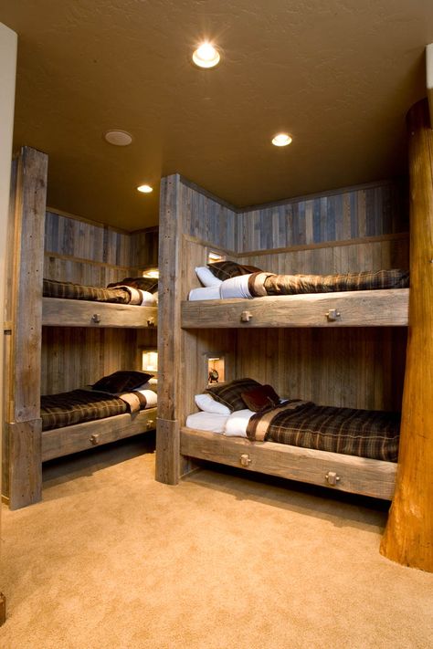 Rustic Bunk Beds, Bunk Bedroom, Korean Bedroom, Cabin Bunk Beds, Bunk Bed Rooms, Beds Ideas, Space Saving Bedroom, Modern Bunk Beds, Diy Bunk Bed