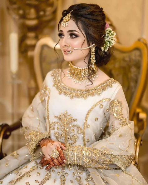 Pakistani Bridal Hairstyles, Weddings Dresses, Nikah Dress, Pakistani Bridal Makeup, Bridal Makeup Images, Asian Bridal Dresses, Latest Bridal Dresses, Bridal Dresses Pakistan, Pakistani Wedding Outfits