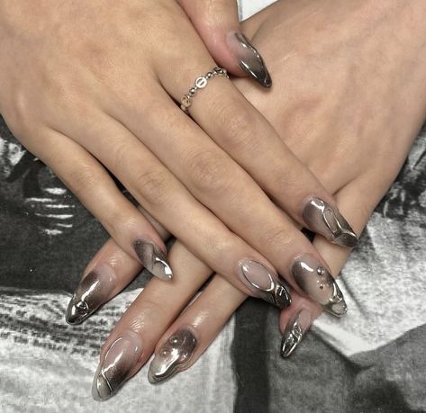 Long Nails Ombre, Black Nails Summer, Nails Xiaohongshu, Nail Design Dark, Acubi Nails, Icicle Nails, Stargirl Nails, Cute Nails Black, Nails Asian