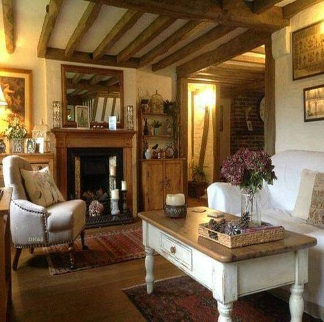 English Cottage Interiors Cozy, Twilight Decor, Cottage Interiors Cozy, Cottage Interiors Living Rooms, Old Cottage Interior, British Cottage Interior, Brown Houses, Irish Cottage Interiors, Cottage Core Interior