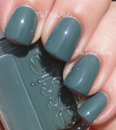 Essie Vested Interest Nagellack Trends, Green Nail Polish, Green Nail, Essie Nail Polish, Eyes Open, Colorful Nail Designs, Essie Nail, Fall Nail Colors, Manicure Y Pedicure