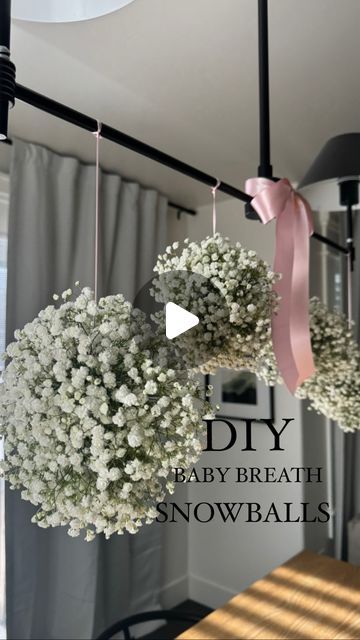 Wedding January, Baby Shower Flower Arrangements, Tulle Garland, Brides Basket, Table Arrangements Wedding, Flower Arrangements Simple, Diy Garland, Wedding Decor Elegant, April Showers