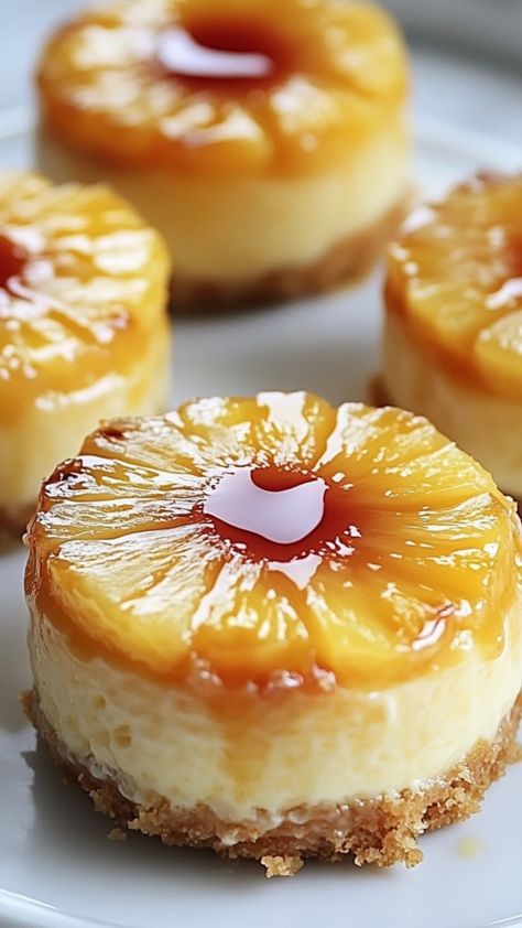 Mini Pineapple Upside-Down Cheesecakes - Valerie Recipes Pineapple Coconut Cheesecake Recipe, Decadent Dessert Recipes, Mini Pineapple Cheesecake, Christmas Dinner Party Desserts, Upside Down Pineapple Cheesecake, Mini Upside Down Pineapple Cake, Cheesecake Wedding Cake Ideas, Nice Desserts, Best Pineapple Upside Down Cake