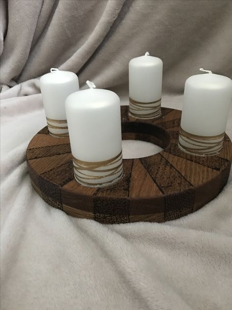 Advent Wreath, Christmas Advent, How To Make Wreaths, Modern Wood, Tea Light Candle, Tea Lights, Advent, Wreath, Holidays