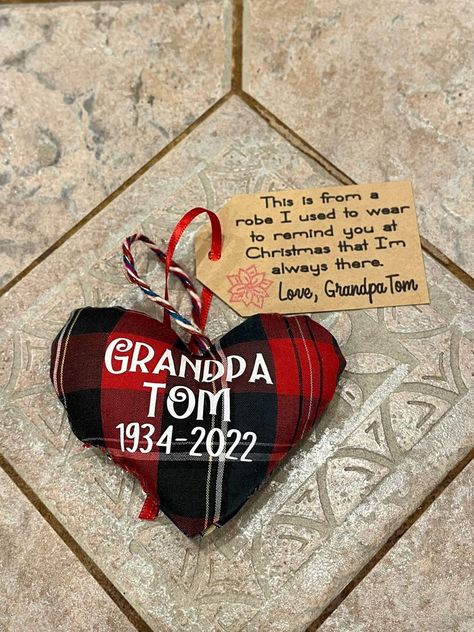 Keepsake Onesie Ideas, Tshirt Memory Ornament, Diy In Memory Ornaments, Memorial Sewing Projects Ideas, Ornaments Made From Loved Ones Clothing, Memorial Gift Diy, Memorial Projects, Memory Photography, Memory Pillow From Shirt