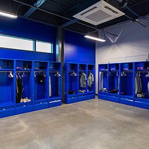 Open Metal Lockers and Drawers Locker Room Aesthetic, Locker Dimensions, Basketball Locker Room, Football Locker Room, Athletic Locker, Soccer Locker, Sports Equipment Storage, Sports Locker, Metal Lockers