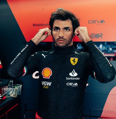 Carlos Sainz Black, F1 Guys, Ferrari Black, I Dont Need You, Formula Racing, Smooth Operator, Richard Mille, Scuderia Ferrari, Man Crush