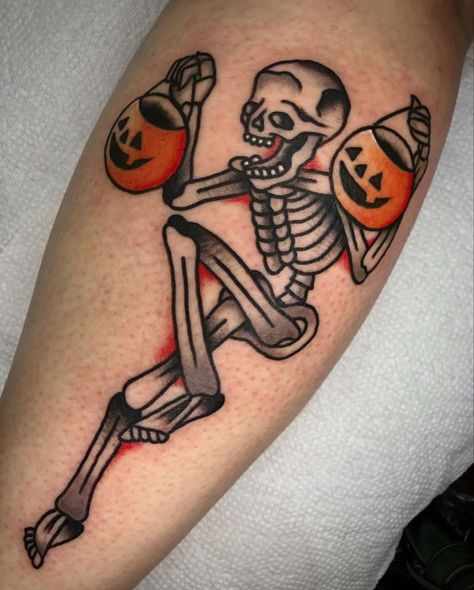 Halloween Tattoo Ideas Traditional, Mummy Tattoo Traditional, Spooky Gap Filler Tattoo, Halloween Filler Tattoo, Traditional Skin Rip Tattoo, Pumpkin American Traditional Tattoo, Halloween Spider Tattoo, Jack O Lantern Tattoo Traditional, Halloween American Traditional Tattoo