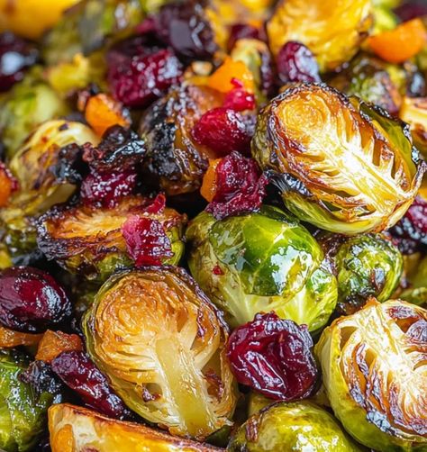 Orange Maple Glazed Brussels Sprouts with Cranberries Brussels Sprouts With Cranberries, Maple Brussel Sprouts, Glazed Brussels Sprouts, Cozy Dinners, Bacon Brussel Sprouts, Brussel Sprout Salad, Sprouts With Bacon, Everything Fall, Brussels Sprouts Recipe