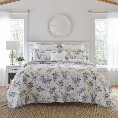 Laura Ashley Home Keighley Lilac Quilt Set Full/Queen 221051 : Amazon.ca: Home Lace Bedroom, Lilac Bedding, Purple Room Decor, Laura Ashley Bedding, Purple House, Wisteria Lane, Purple Nursery, Iron Beds, Whimsical Cottage