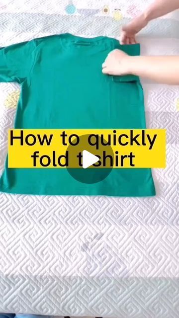 Folding Long Sleeve Shirts To Save Space, How To Fold Tshirts, Folding Tops, Folding Shirts, T Shirt Folding, Folding Hacks, Clothes Folding, Shirt Folding, Koi Fish Pond