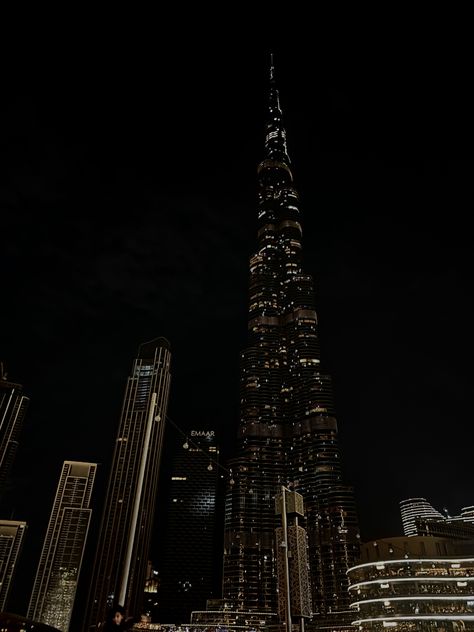 Burj Khalifa Aesthetic, Dark City Aesthetic, Nightclub Aesthetic, Ig Aesthetic, Dark City, Dubai City, Black Aesthetic Wallpaper, City Aesthetic, Burj Khalifa