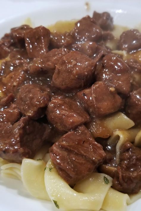 ~ Hearty Instant Pot Beef Tips ~ So Tender Crockpot To Instant Pot Conversion, Instant Pot Beef Tips Recipes, Stew Meat In The Instant Pot, Stew Meat Pressure Cooker, Instant Pot Beef Tips And Rice, Beef Tips Pressure Cooker Recipes, Beef Tips In Pressure Cooker, Beef Tenderloin Recipes Instant Pot, Instapot Beef Tips And Egg Noodles