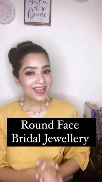 Nath Bridal For Round Face, Bridal Jewellery For Round Face, Maang Tikka For Round Face, Jewellery For Round Face, Necklace For Round Face, Indian Wedding Hairstyles For Round Face, Engagement Looks For Indian Bride Hairstyle, Round Face Hairstyles For Wedding, Round Face Bridal Hairstyles