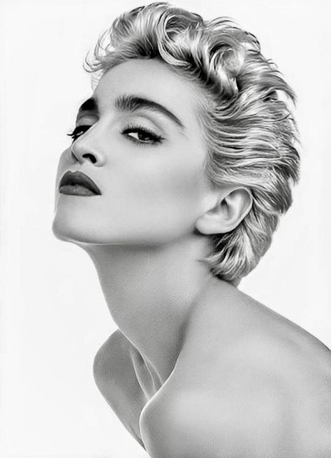 Madonna Black And White, Madonna Photoshoot, Madonna Portrait, Middle Age Hair, Madonna Tattoo, Madonna Young, Madonna Albums, Musician Portraits, Madonna Photos