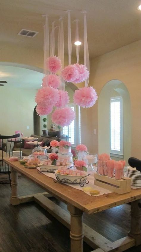 Tissue paper flowers hanging from ceiling, party decor, how to dress the ceiling for a party Deco Ballon, Paper Pom Pom, Idee Babyshower, Tafel Decor, Tissue Paper Flowers, Pink Parties, Girl Shower, Baby Party, Bridal Shower Decorations