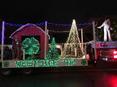 Pictured is the Westside 4-H float from a past Christmas Parade. (Contributed) Country Christmas Parade Float, Christmas Parade Float Ideas, Parade Float Ideas, A Country Christmas, Christmas Parade Floats, State Farm Insurance, Red Bluff, Parade Float, Fruit Stands