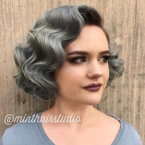 Easy Finger Waves, Vintage Makeup 1920s, Great Gatsby Party Outfit, Flapper Hair, Gatsby Hair, Finger Wave Hair, 1920s Hair, Luxy Hair, Finger Waves