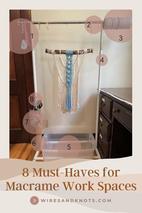 Macrame Rack Diy, Diy Macrame Stand, Macrame Craft Room Ideas, Macrame Studio Ideas, Macrame Station Ideas, Macrame Yarn Storage, Macrame Patterns Tutorials Easy, Macrame Workshop Ideas, Macrame Set Up