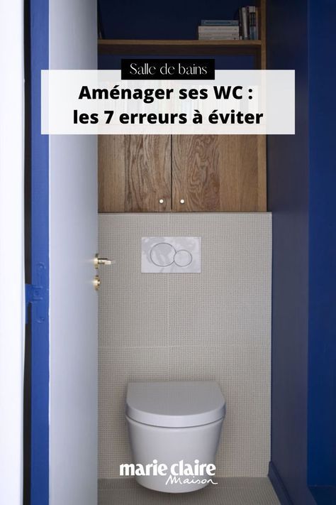 Eclairage, rangement, couleurs, déco : découvrez les erreurs à éviter pour réussir l'aménagement des WC, cette pièce souvent mal aimée de la maison. Wc Decoration, Toilet Decoration, Wc Design, Deco Chic, Chic Bathrooms, Diy Renovation, Interior Decorating, Sweet Home, New Homes