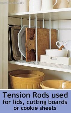 Organiser Cucina, Tension Rods, Kitchen Storage Space, Diy Pantry, Tension Rod, Custom Storage, Earthship, Pantry Storage, Pantry Organization