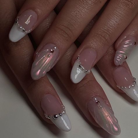 40 Best Spring Nail Inspo to Try Grunge Nails, Mermaid Nails, Pretty Gel Nails, Pearl Nails, Soft Nails, Beach Nails, Dream Nails, Best Nail, Fire Nails