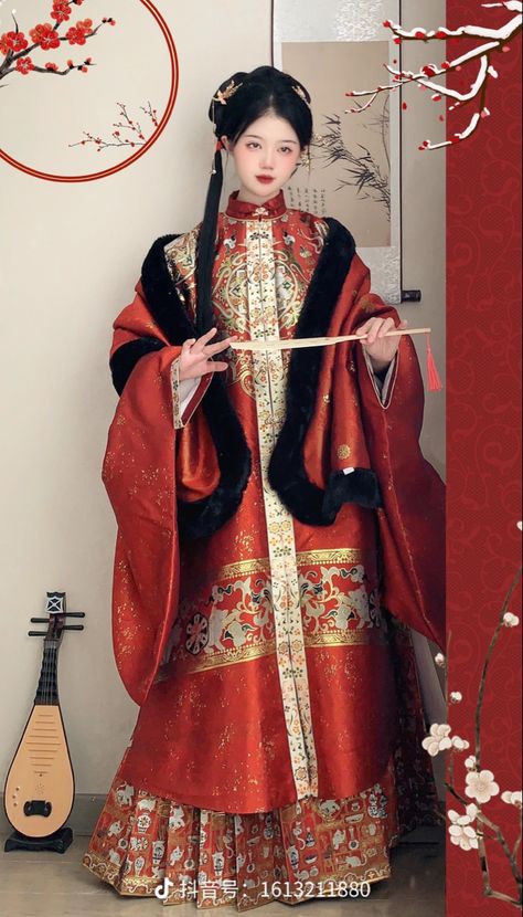 Liyue Oc, Historical Chinese Clothing, Ming Dynasty Clothing, Chinese Historical Fashion, Ancient China Clothing, Ming Dynasty Hanfu, Chinese Clothing Traditional, Chinese Fancy Dress, Traditional Asian Dress