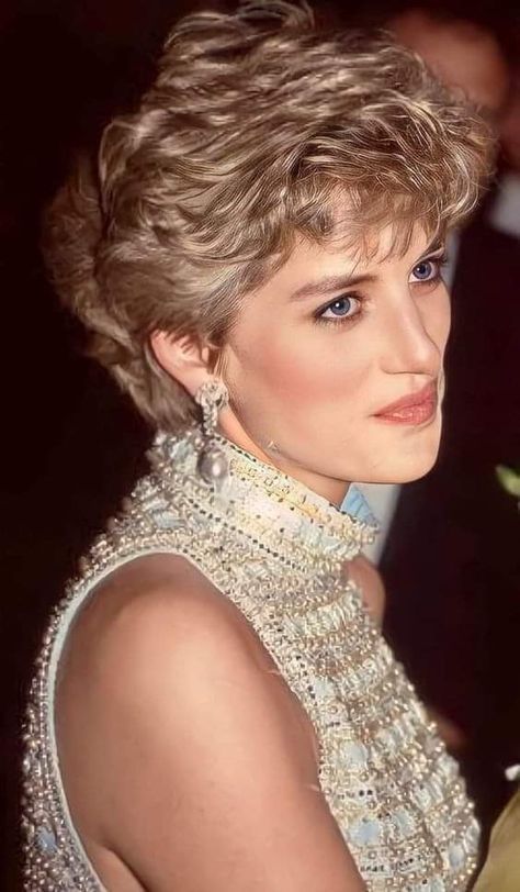 Princess Diana Haircut, Princess Diana Daughter, Princess Diana Tiara, Diana Haircut, Diana Hair, Queen Diana, Princess Diana Hair, Princess Diana Dresses, Princess Diana Wedding