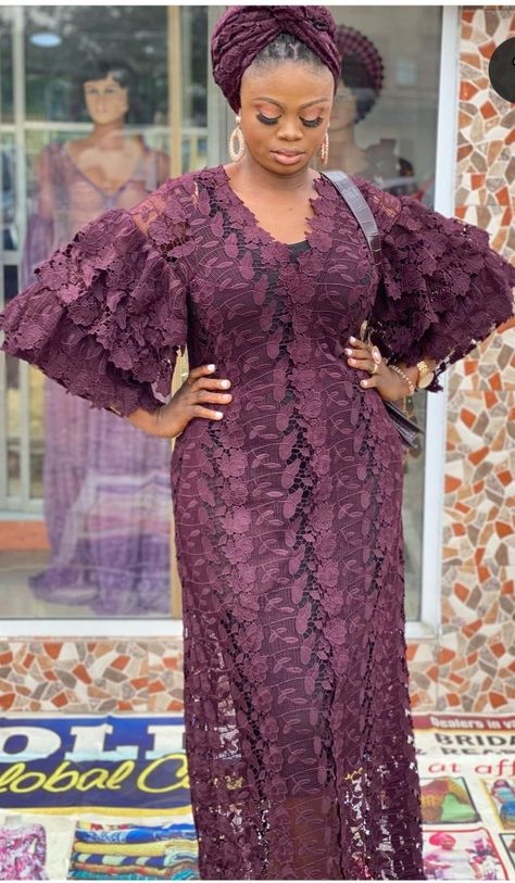 African Lace Dresses Gowns, Lace Gown Styles For Wedding, Lace Boubou Styles For Women, Lace Styles Nigerian, Latest Lace Gown Styles, Asoebi Lace, Nigerian Lace Dress, Asoebi Style, Long Dres