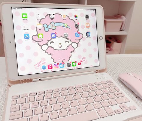 Kawaii Macbook, Ipad Essentials, Cute Ipad Cases, Ipad Ios, Kawaii Room Decor, Macbook Air 13 Case, Pink Set, Hello Kitty My Melody, Boy And Girl Best Friends