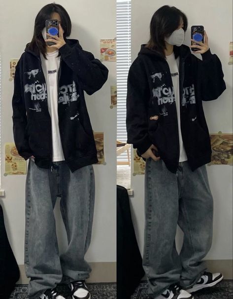 Korean Tomboy Style Outfit, Peony Aesthetic, Trending Streetwear, Baggy Outfit Ideas, Boyish Outfits, Streetwear Lifestyle, Design Makeup, Street Outfits, Aesthetic Streetwear