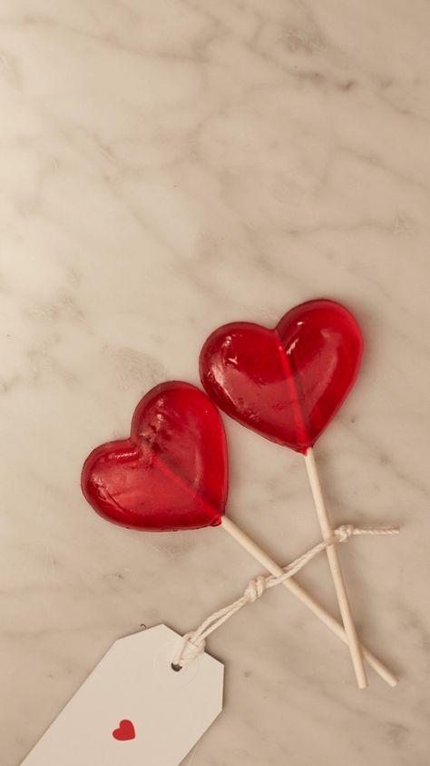 Heart Lolipop Photos, Heart Shaped Lollipop Aesthetic, Red Love Aesthetic Wallpaper, Red Lollipop Aesthetic, Pink Valentine Aesthetic, Candy Aesthetic Lollipop, Heart Core Aesthetic, Heart Lollipop Aesthetic, Candy Hearts Aesthetic