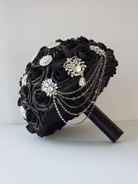 Custom made to order Real touch Rose black Boutonnieres and pin on corsages with or without babies breath. All Boutonnieres, corsages, and bouquets are customizable. Change rose, tulle, and ribbon colors. Matching Bouquets are available in links below... Or visit my shop for other styles. All black bouquet and rhinestones https://www.etsy.com/Dreamsicalcreations/listing/726318027 All black brooch bouquet https://www.etsy.com/Dreamsicalcreations/listing/778317931 All black skull bouquet https://w Gothic Bouquet, Fun Bouquet, Lavender Boutonniere, Black Corsage, Rose Gold Bouquet, Black Quince, Black Bouquet, Gold Bouquet, Bridal Brooch Bouquet