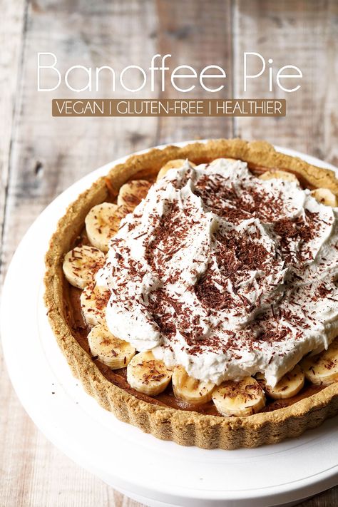 Gluten Free Banoffee Pie, Raw Banoffee Pie, Vegan Banoffee Pie Recipe, Healthy Banoffee Pie, Vegan Gluten Free Pie, Vegan Banoffee Pie, Banoffee Cheesecake, Dairy Free Deserts, Banoffee Pie Recipe