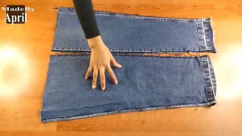 This is a guide on a DIY denim corset belt. Learn how to make a corset belt from old jeans in this step-by-step tutorial. Diy Denim Corset Belt, Diy Corset Belt Pattern, Diy Corset Belt, Denim Belts, Corset With Jeans, Denim Corset Belt, Make A Corset, Corset Diy, How To Make A Corset