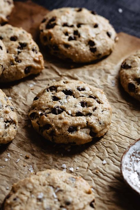 Tahini Chocolate Chip Cookies, Tahini Chocolate, Tahini Cookies, Lectin Free, Healthier Desserts, Healthy Chocolate Chip, Paleo Sweets, Gf Desserts, Paleo Dessert