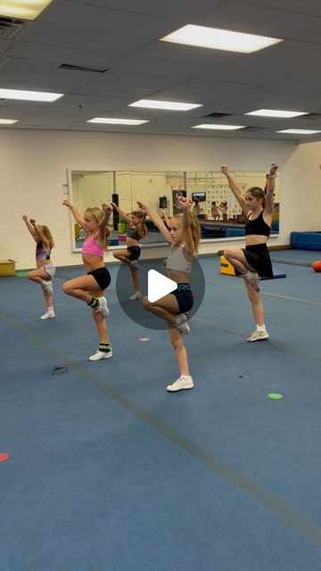 Jaclyn Ferrell on Instagram: "Strength training + flexibility training = Great body positions!💪🏽 

 •
•
•
 
#cheer #cheertechniques #cheerleading #flyerflex #flyerclass #flexibility #flexibilitytraining #strengthtraining #stunt #stunts #dance #heelstretch #splits #lunges #fitness #workout #allstarcheer #competitivecheerleading #cheertips #cheerdrills #stretching #cheerstunts #legday" Cool Cheer Stunts, Cheer Hacks, Youth Cheer, Cheerleading Competition, Cheerleading Stunt, Heel Stretch, Flexibility Training, Cheer Stunts, All Star Cheer