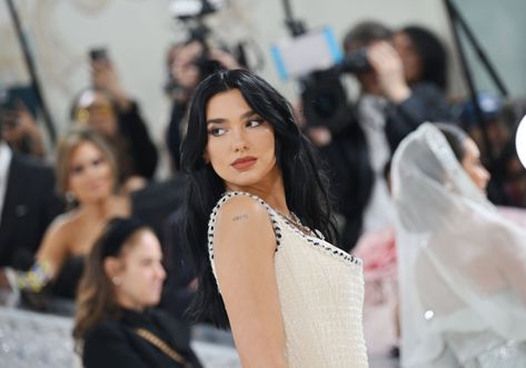 Dua Lipa Met Gala 2023, Dua Lipa Met Gala, Western Outfits Men, Couture Looks, Princess Gown, Donatella Versace, Penelope Cruz, Anna Wintour, Womens Fashion Inspiration